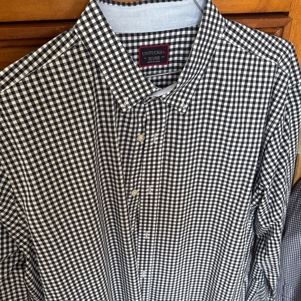UNTUCKit Men's Black and White Gingham Shirt
